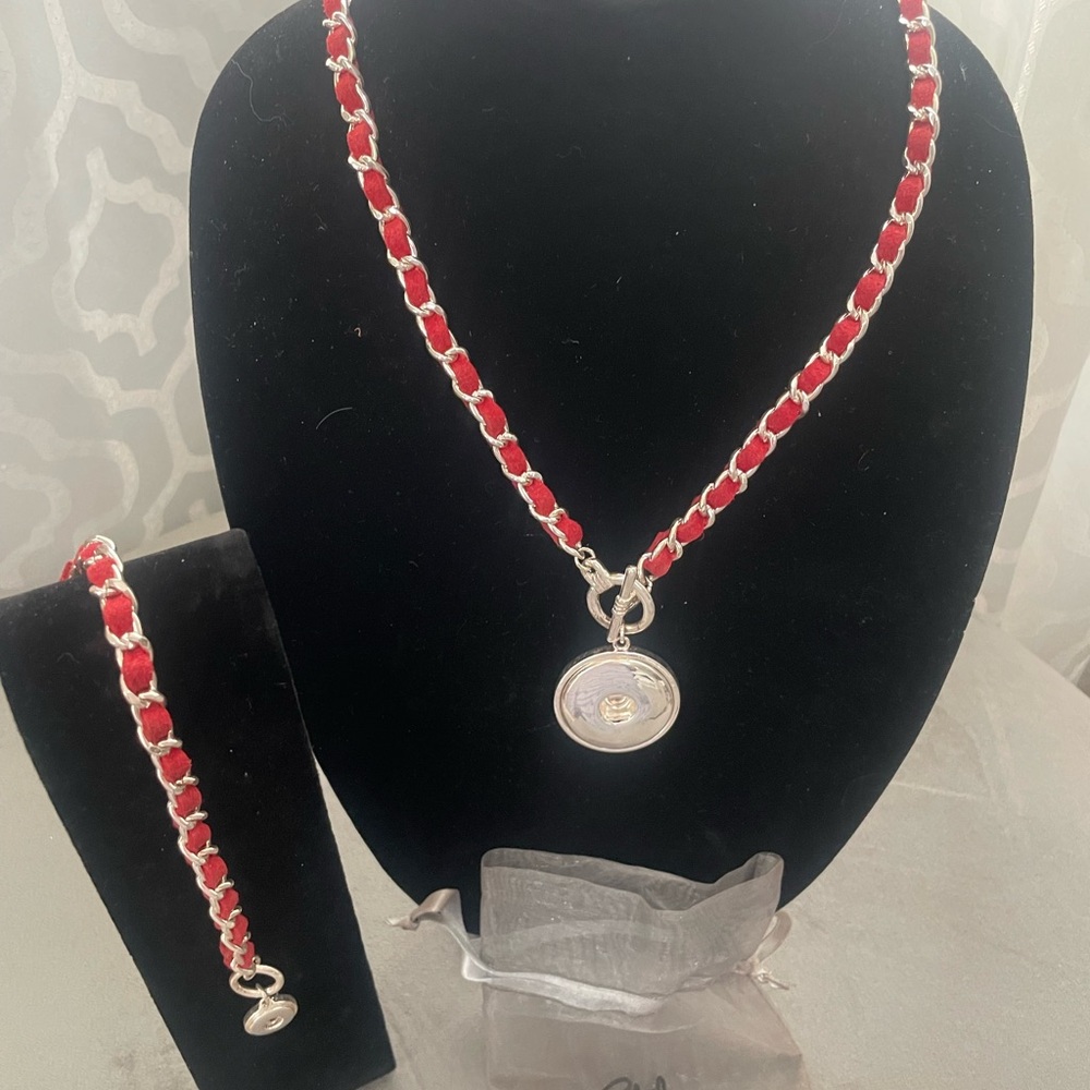 Style Dots Elegant Red and Silver Necklace with Pendant and matching bracelet